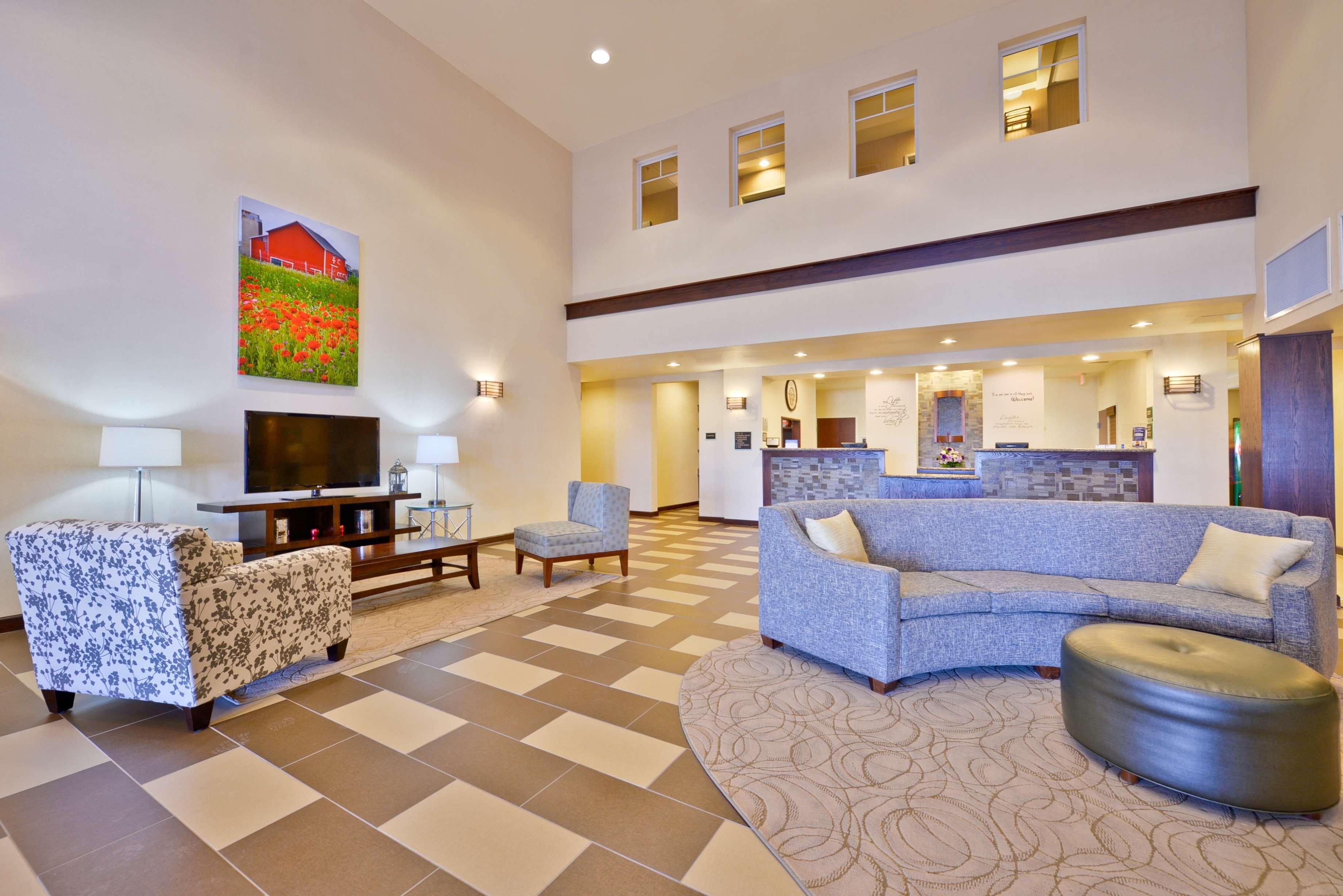 Best Western Plus Green Mill Village Hotel & Suites Arcola Exterior photo