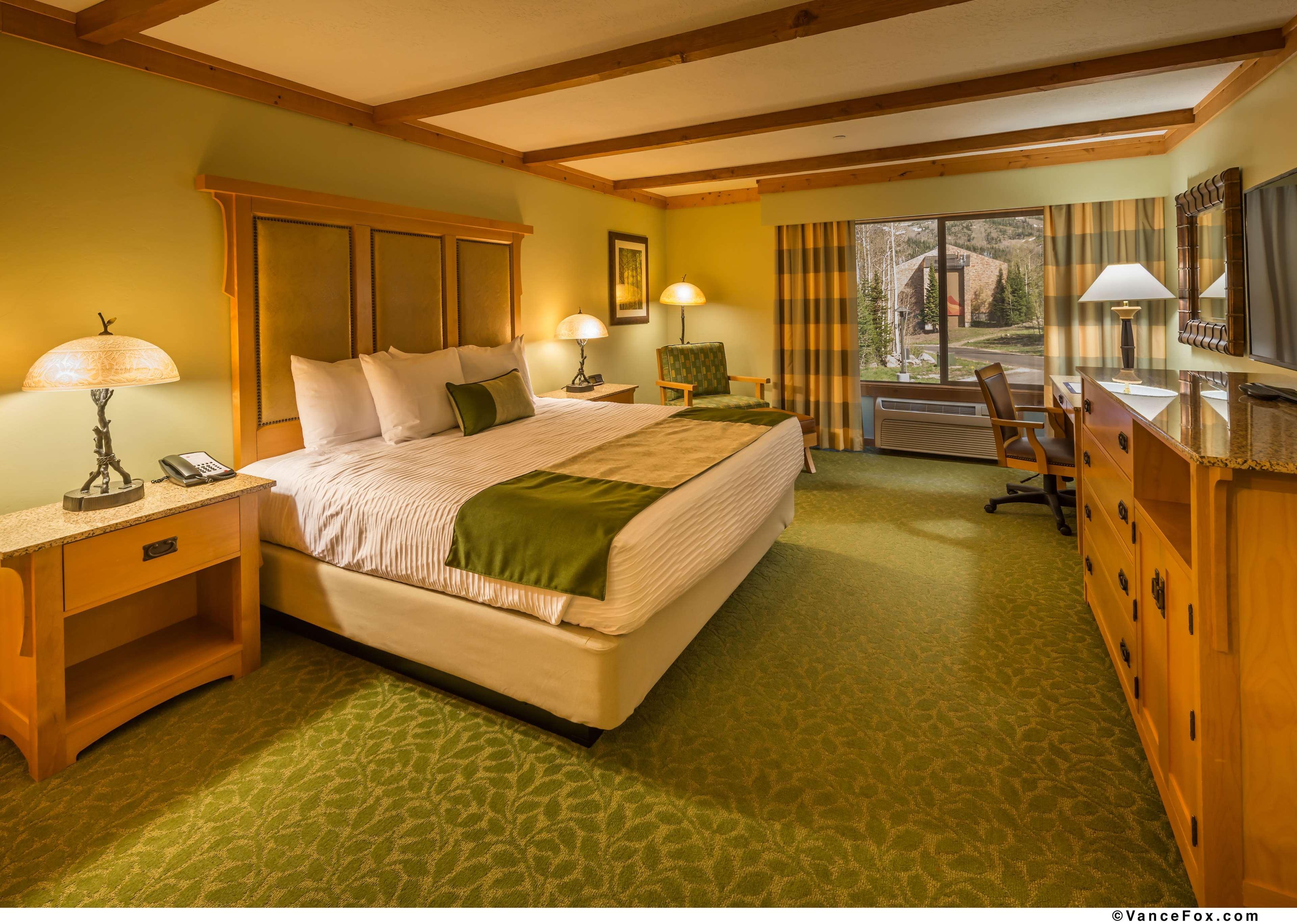 Best Western Plus Green Mill Village Hotel & Suites Arcola Exterior photo